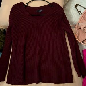 American Eagle Sweater!